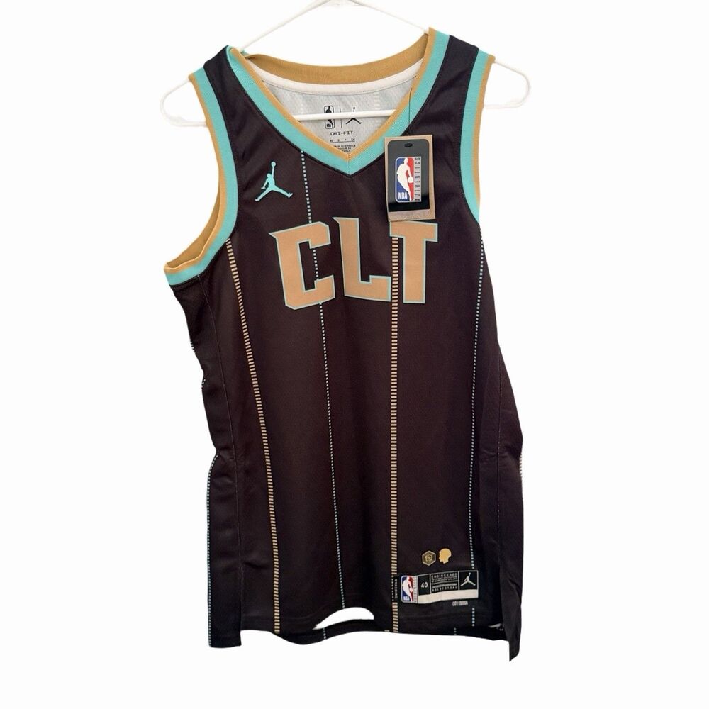 Jordan Charlotte Hornets NBA Basketball Jersey Black/Teal/Gold Size 40